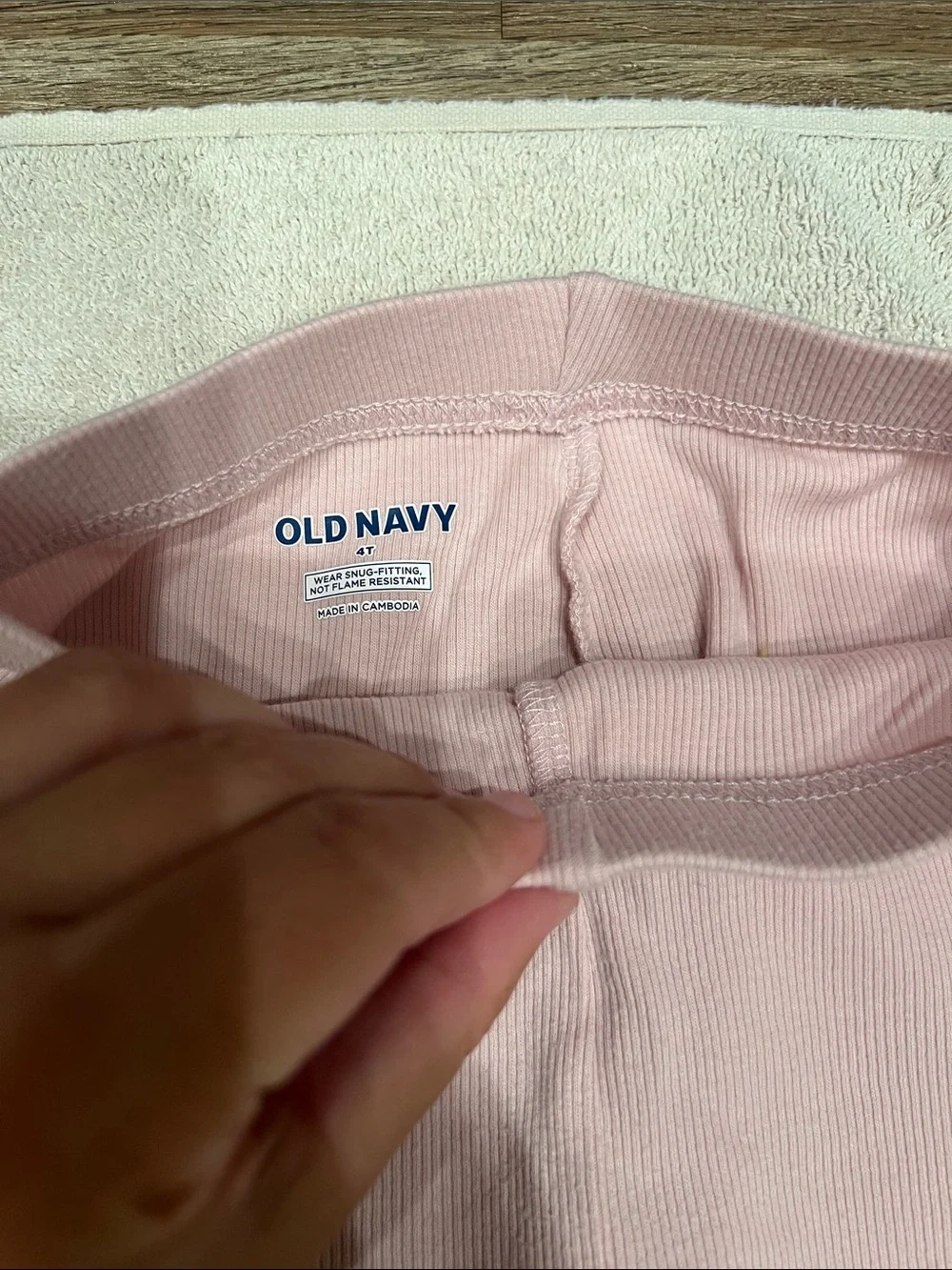 Old Navy Girls Light Pink Ribbed Pajama Set